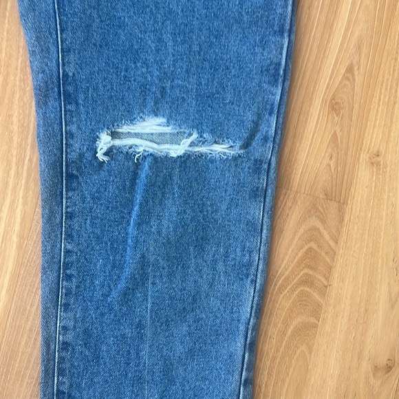 Cotton-On Mom Jeans - Picture 4 of 17